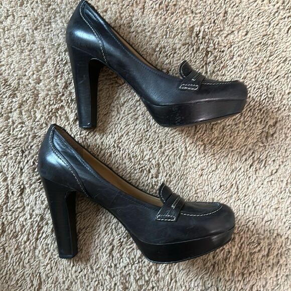 Nine West Black Closed Toe High Heel Size 9.5 - Picture 4 of 8